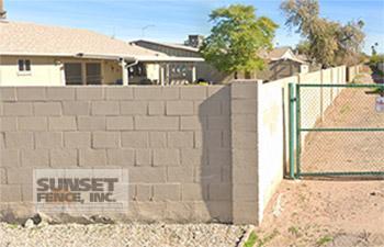 A fence that has been built around the wall.